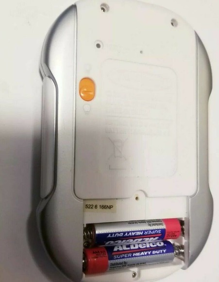 Sudoku Illuminated Mega Screen Lighted Handheld Electronic Game With 1 Stylus - Picture 3 of 8